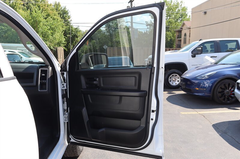 Used 2019 RAM 1500 Tradesman w/ Chrome Plus Package AWD/4WD image 22