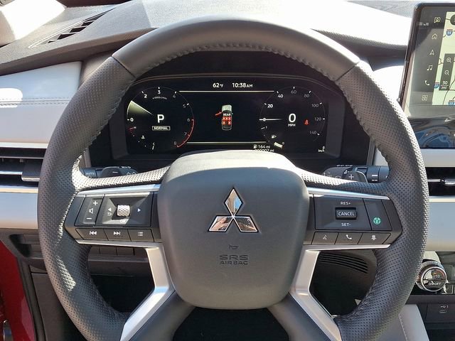 New 2025 Mitsubishi Outlander SE image 14