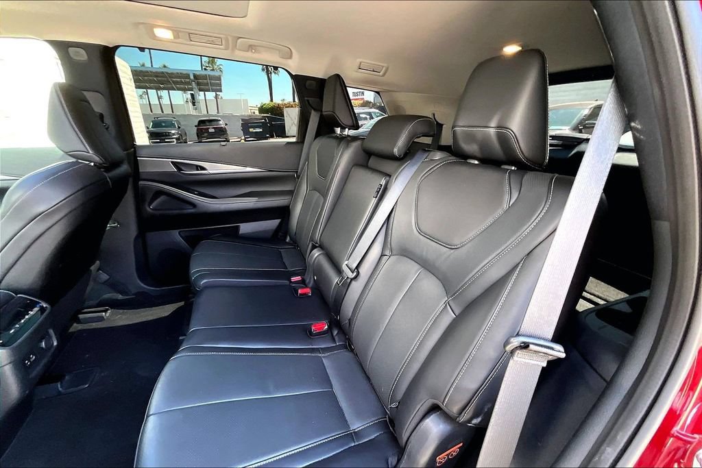 Used 2023 INFINITI QX60 Luxe w/ Cargo Package AWD/4WD image 15