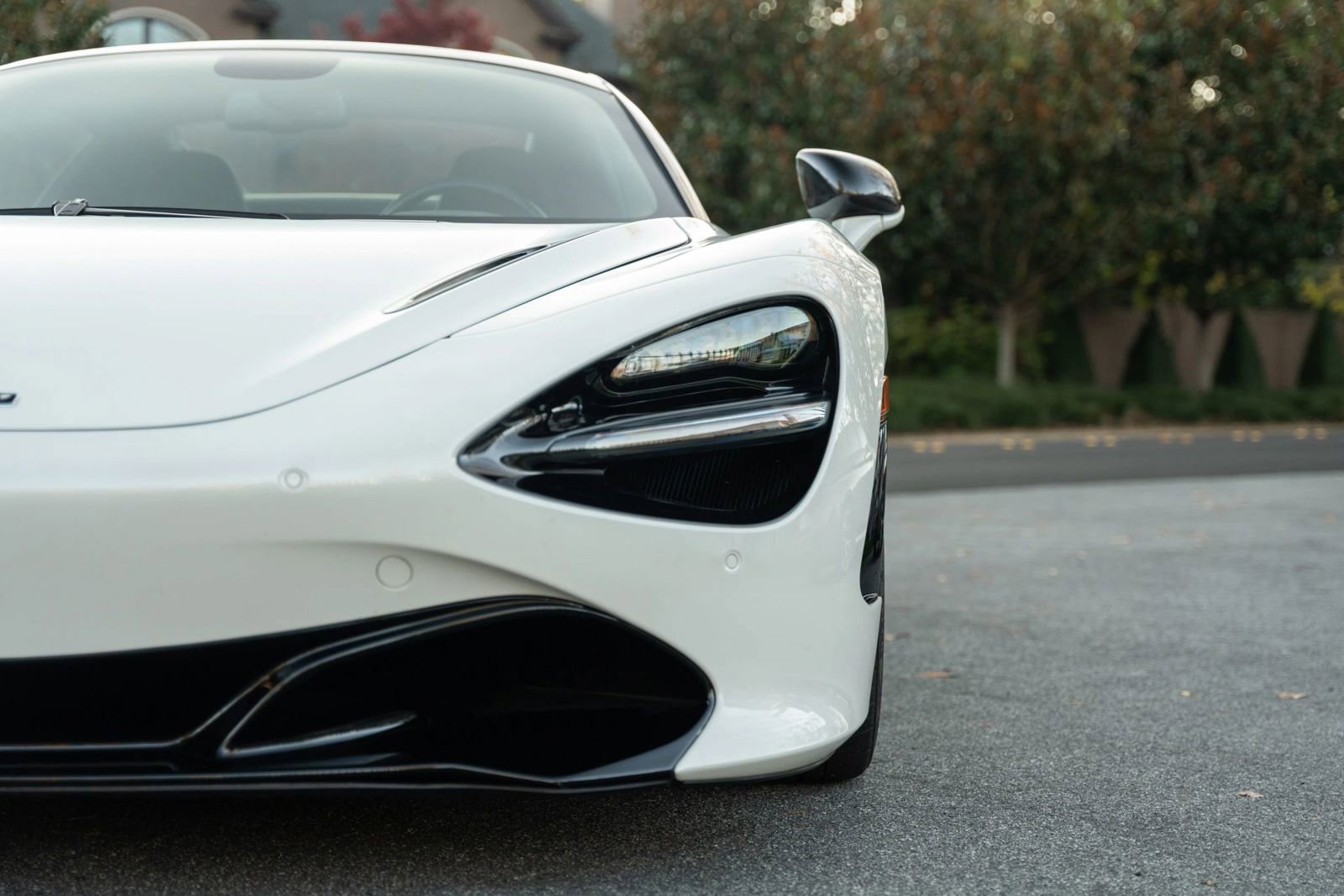 Used 2021 McLaren 720S Spider image 18