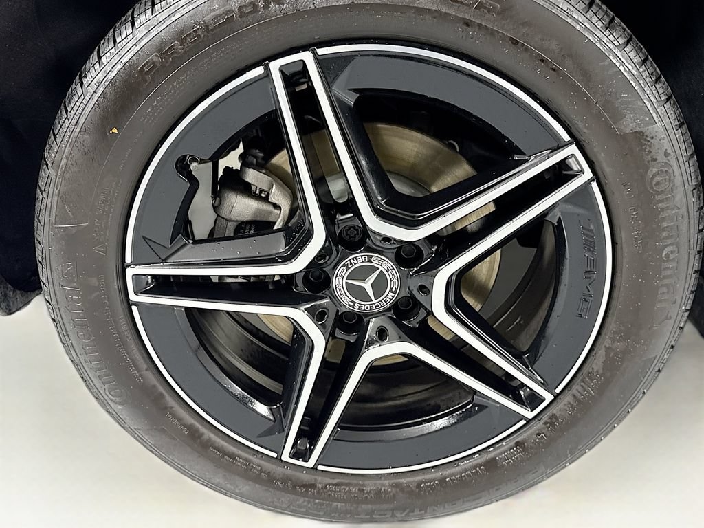 Certified 2024 Mercedes-Benz GLB 250 image 33