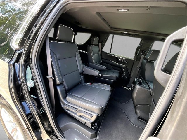 Used 2025 Chevrolet Tahoe Premier w/ Sun And Tow Package AWD/4WD image 29