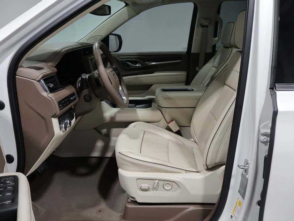 Used 2023 GMC Yukon Denali w/ Max Trailering Package image 33