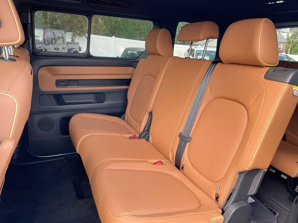 New 2025 Volkswagen ID. Buzz Pro S Plus image 48