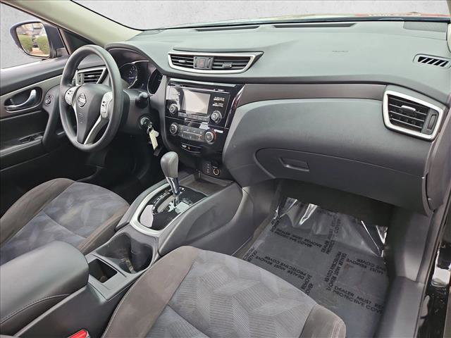 Used 2015 Nissan Rogue S image 27