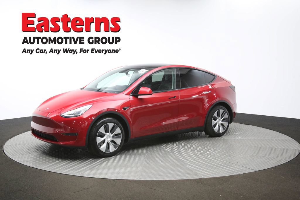 Used 2021 Tesla Model Y Standard Range image 54