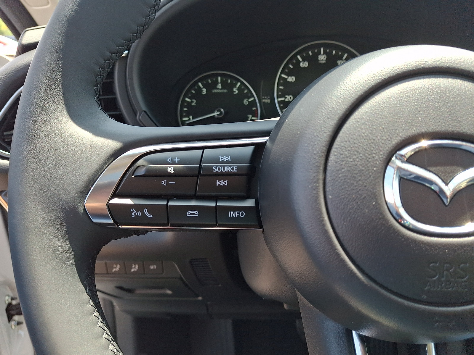 Certified 2025 MAZDA CX-30 AWD 2.5 S w/ Preferred Package image 22