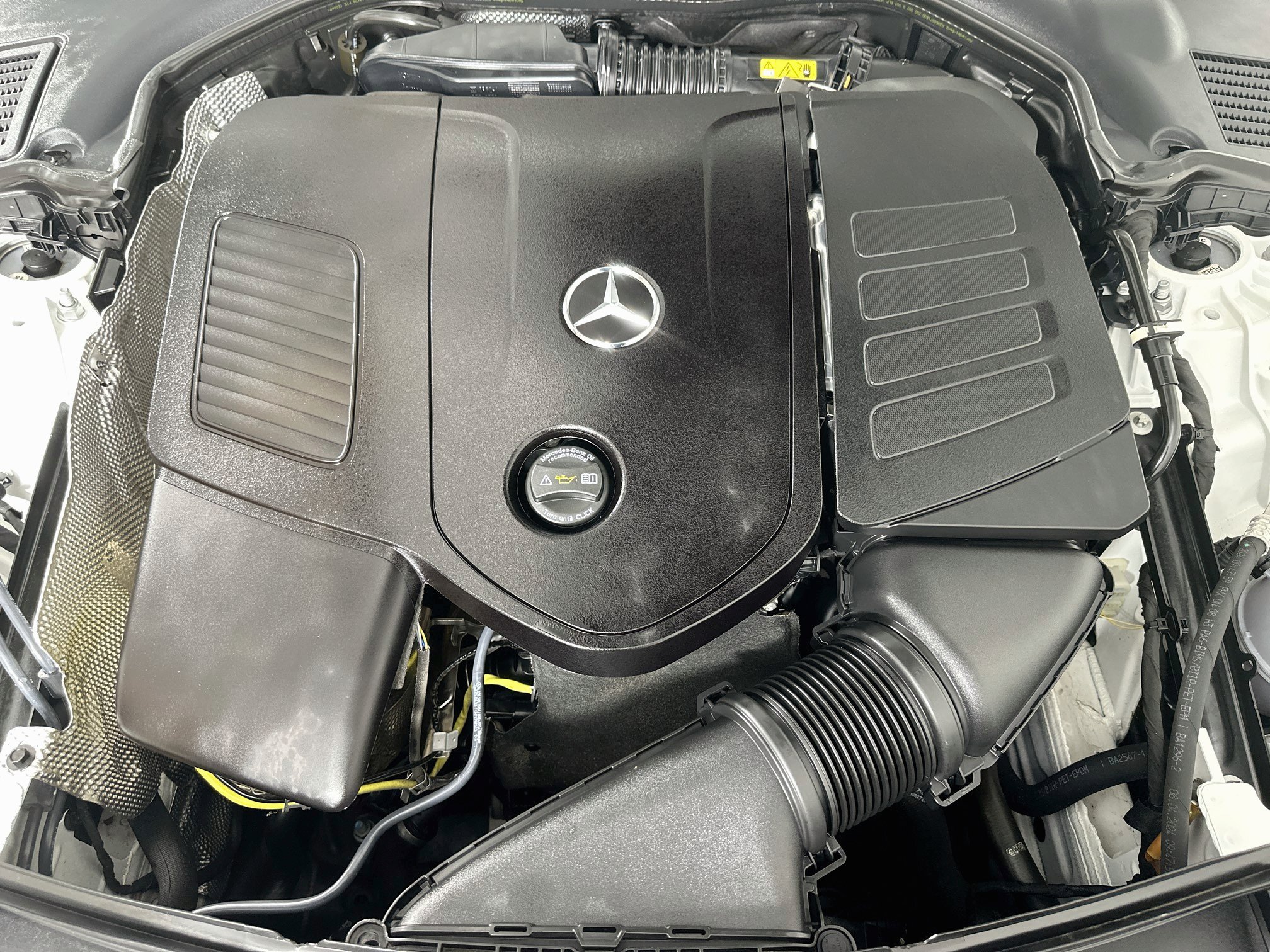 Used 2025 Mercedes-Benz C 300 Sedan image 34