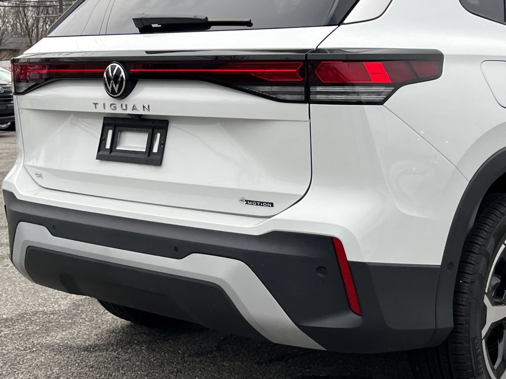 New 2026 Volkswagen Tiguan SE AWD/4WD image 5
