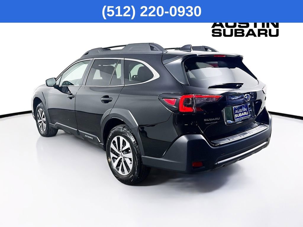 Used 2025 Subaru Outback Premium image 6