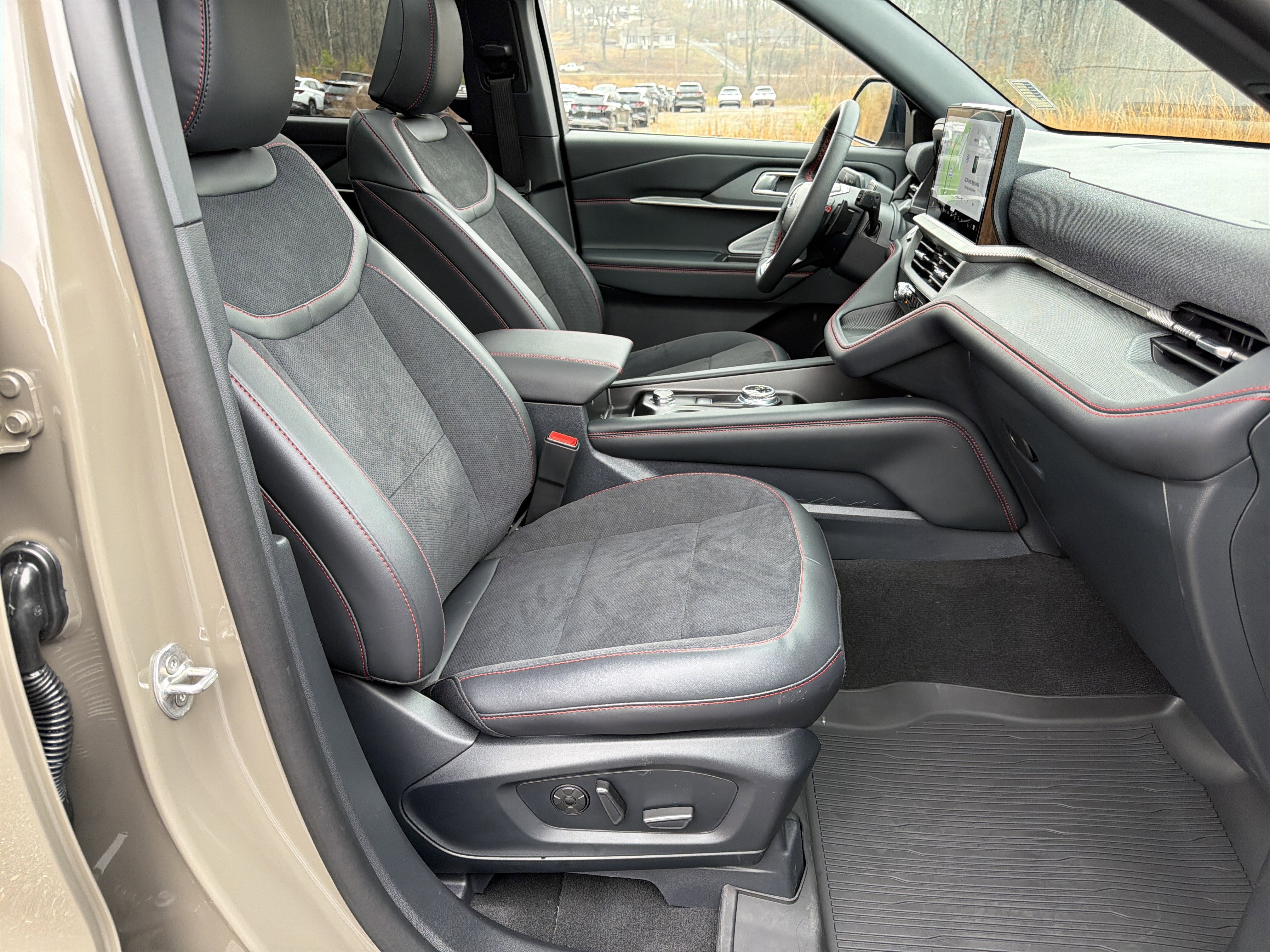 Used 2026 Ford Explorer ST w/ Sun And Sound Package image 13