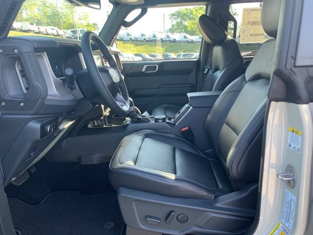 New 2026 Ford Bronco Outer Banks w/ Sasquatch Package AWD/4WD image 24