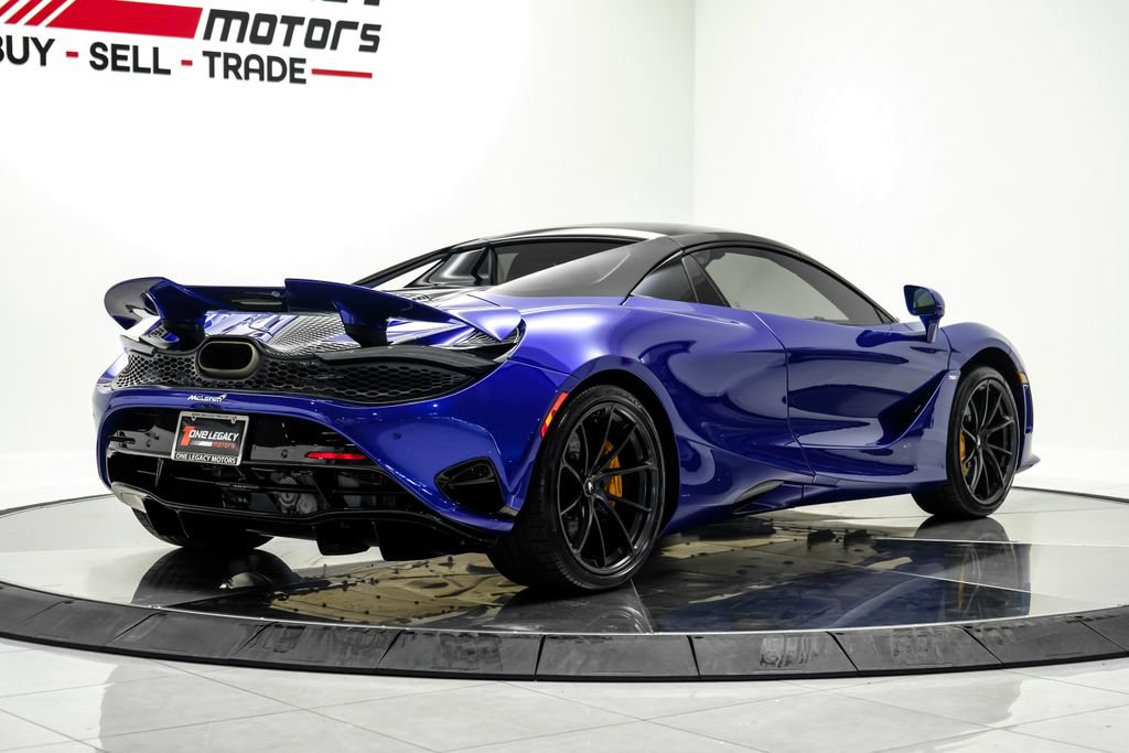 Used 2026 McLaren 750S Spider RWD image 8