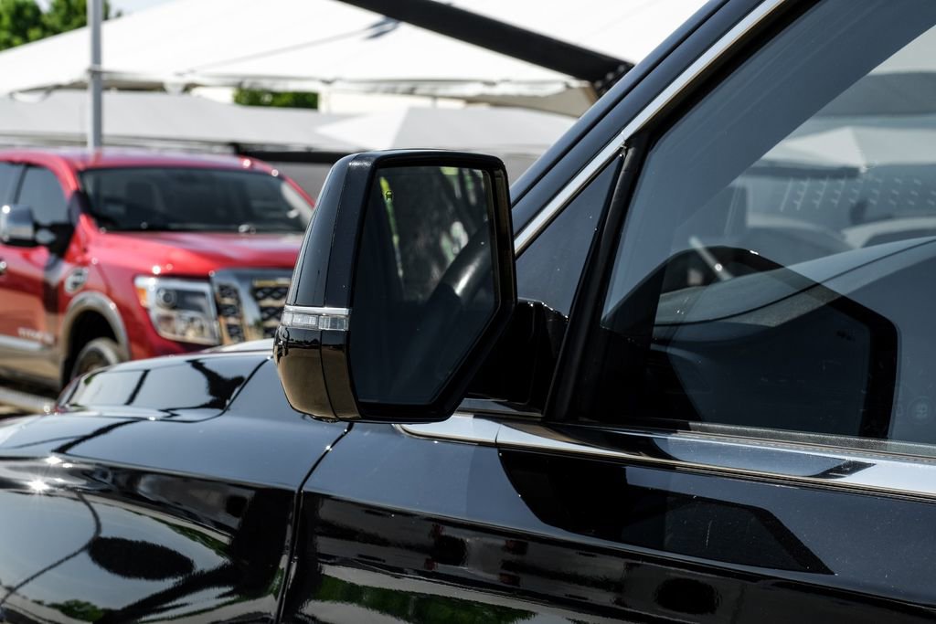 Used 2019 Cadillac Escalade ESV Platinum image 45