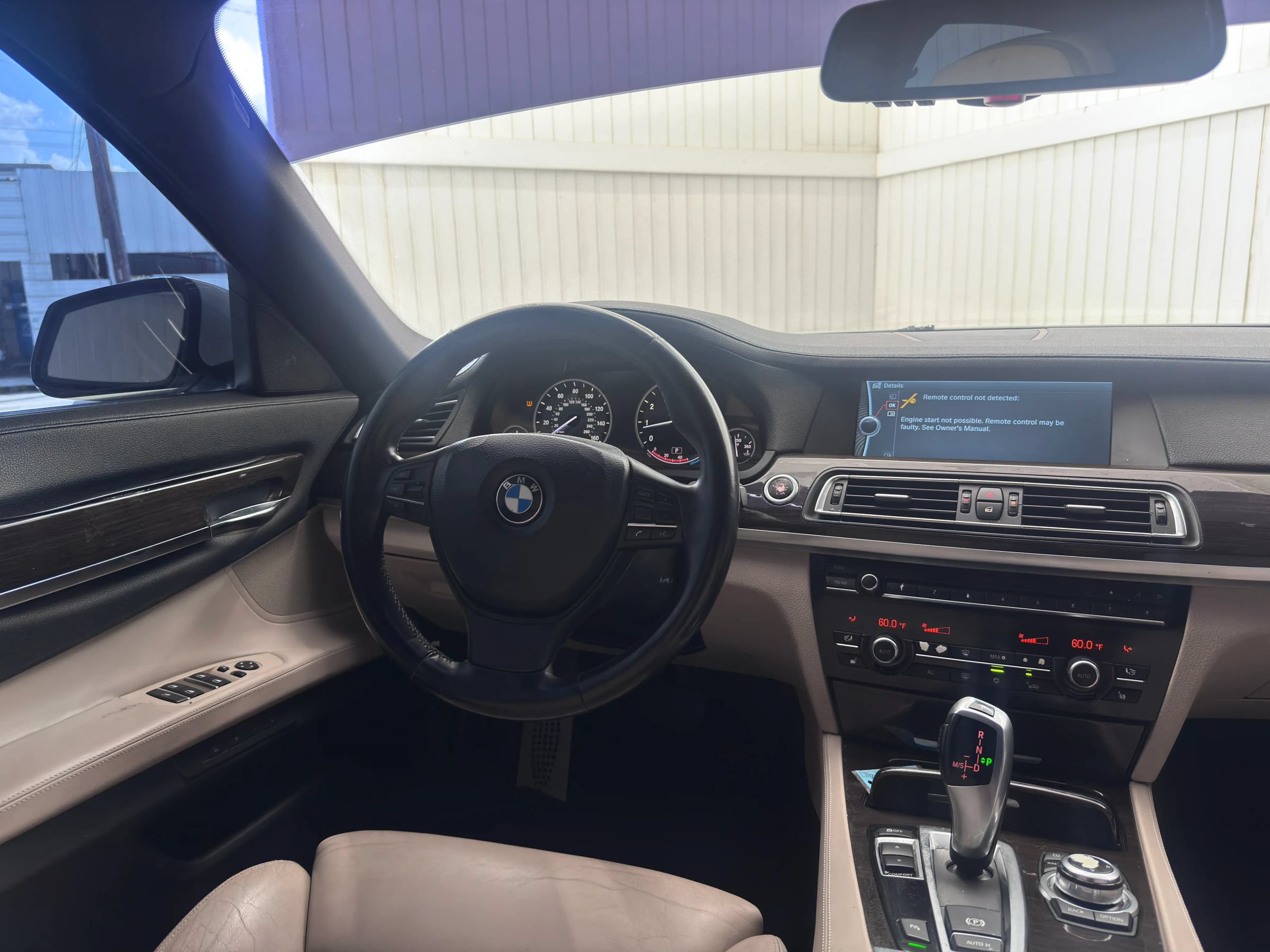 Used 2011 BMW 750i RWD image 14