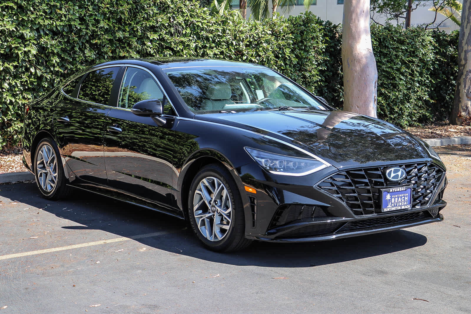 Used 2023 Hyundai Sonata SEL w/ Convenience Package FWD image 2