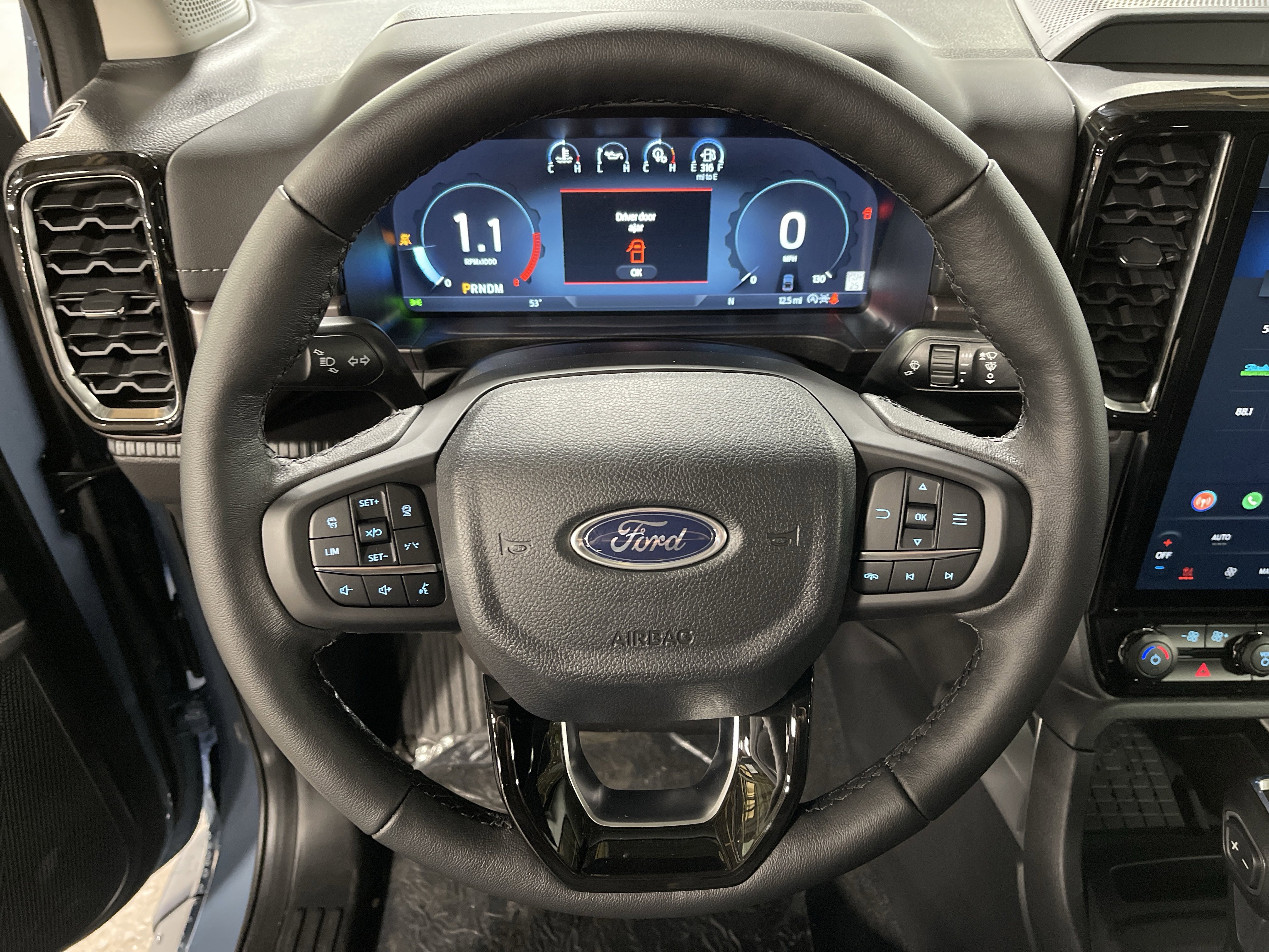 New 2025 Ford Ranger Lariat w/ Advanced Towing Package image 18