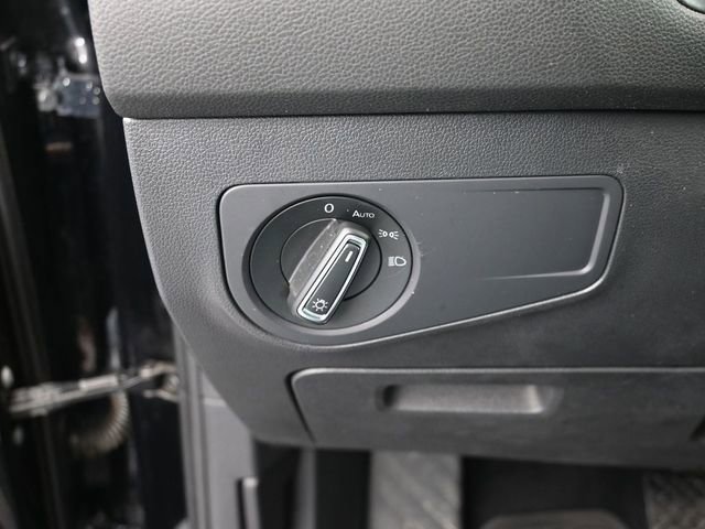 Used 2021 Volkswagen Tiguan SEL image 36