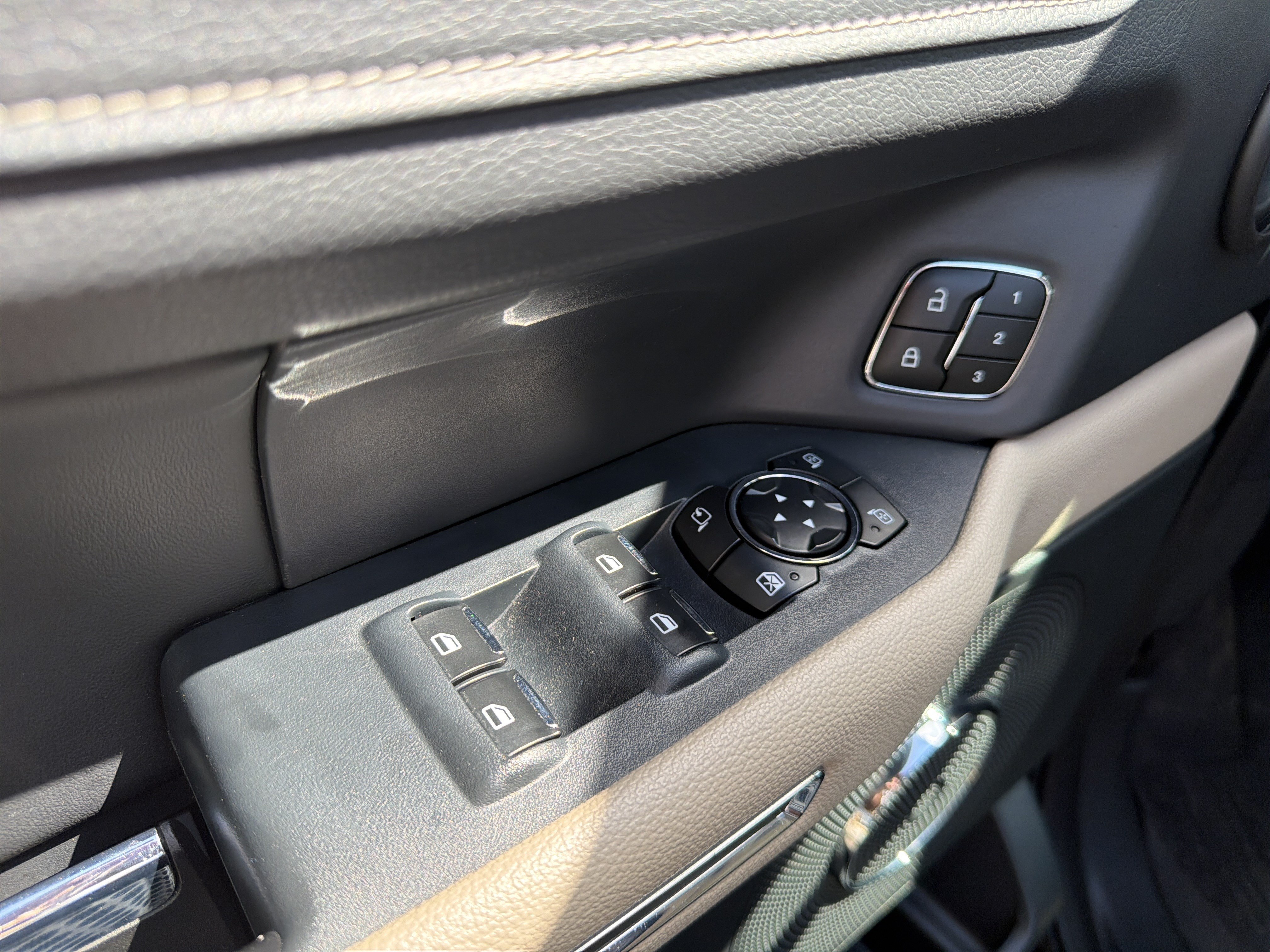 Used 2023 Ford Expedition Max XLT RWD image 11