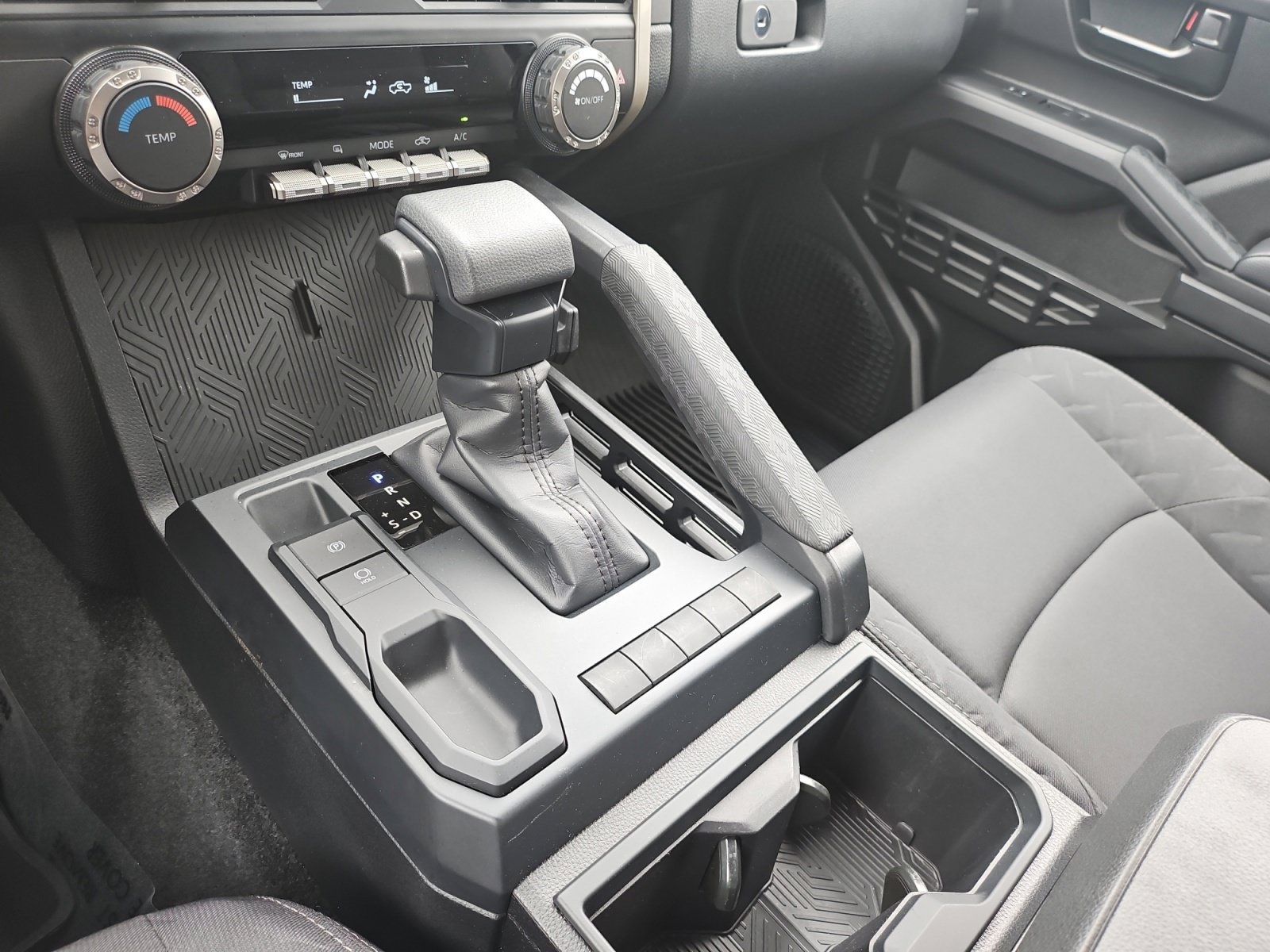 Used 2025 Toyota Tacoma SR w/ Towing Package RWD image 24