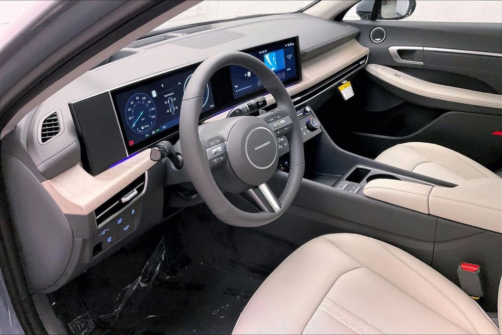 New 2026 Hyundai Sonata Limited image 7