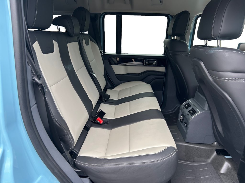 Used 2024 INEOS Grenadier Station Wagon AWD/4WD image 17