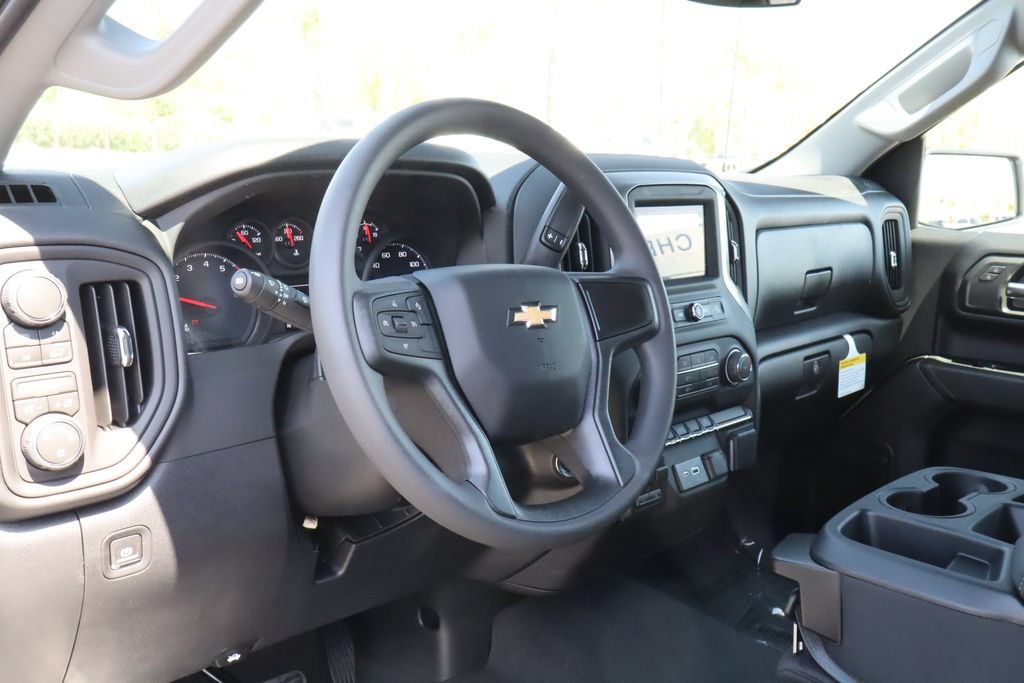 New 2026 Chevrolet Silverado 1500 Custom w/ Turbomax Blackout Package AWD/4WD image 16