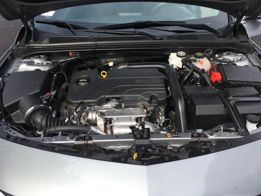 Used 2025 Chevrolet Malibu LT FWD image 12