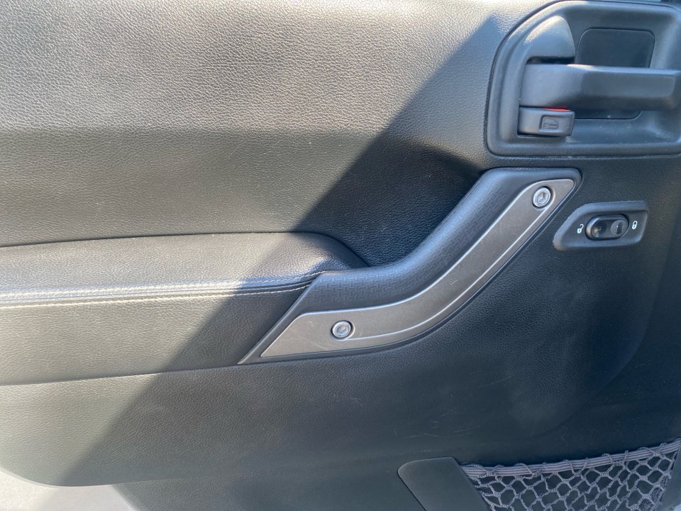 Used 2018 Jeep Wrangler Unlimited Sport AWD/4WD image 36