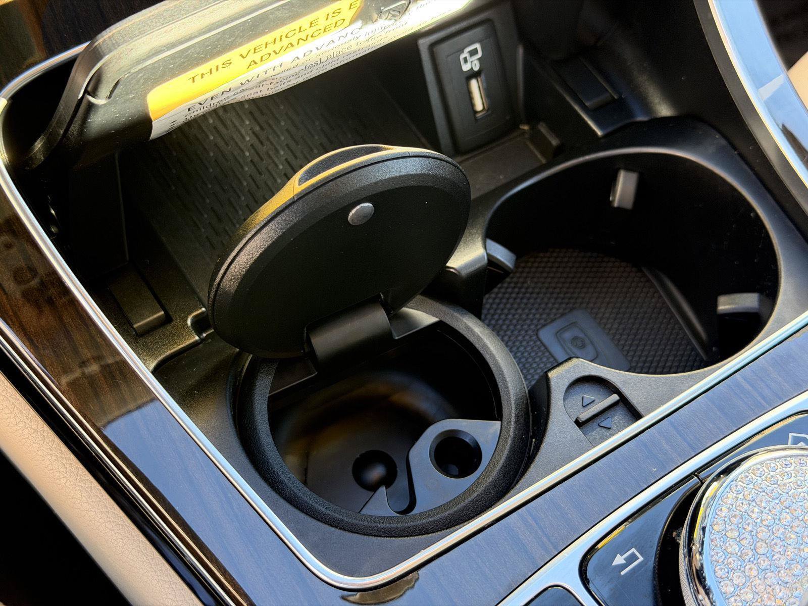 Used 2019 Mercedes-Benz C 300 4MATIC Sedan image 25