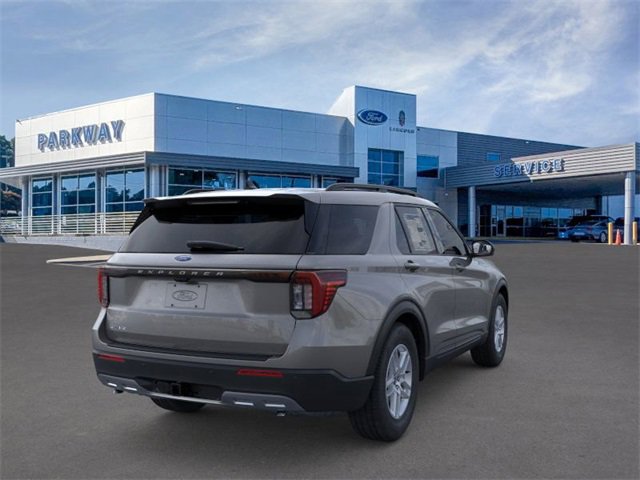 New 2026 Ford Explorer Active w/ Active Comfort Package image 8
