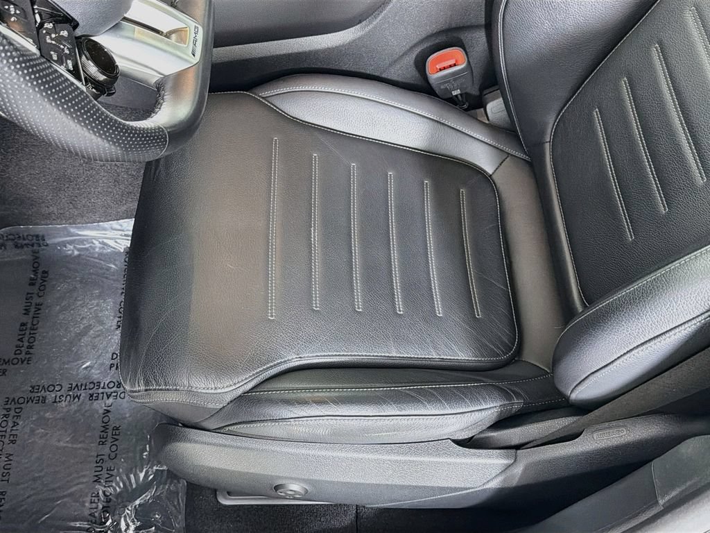 Used 2025 Mercedes-Benz GLC 43 AMG 4MATIC image 18