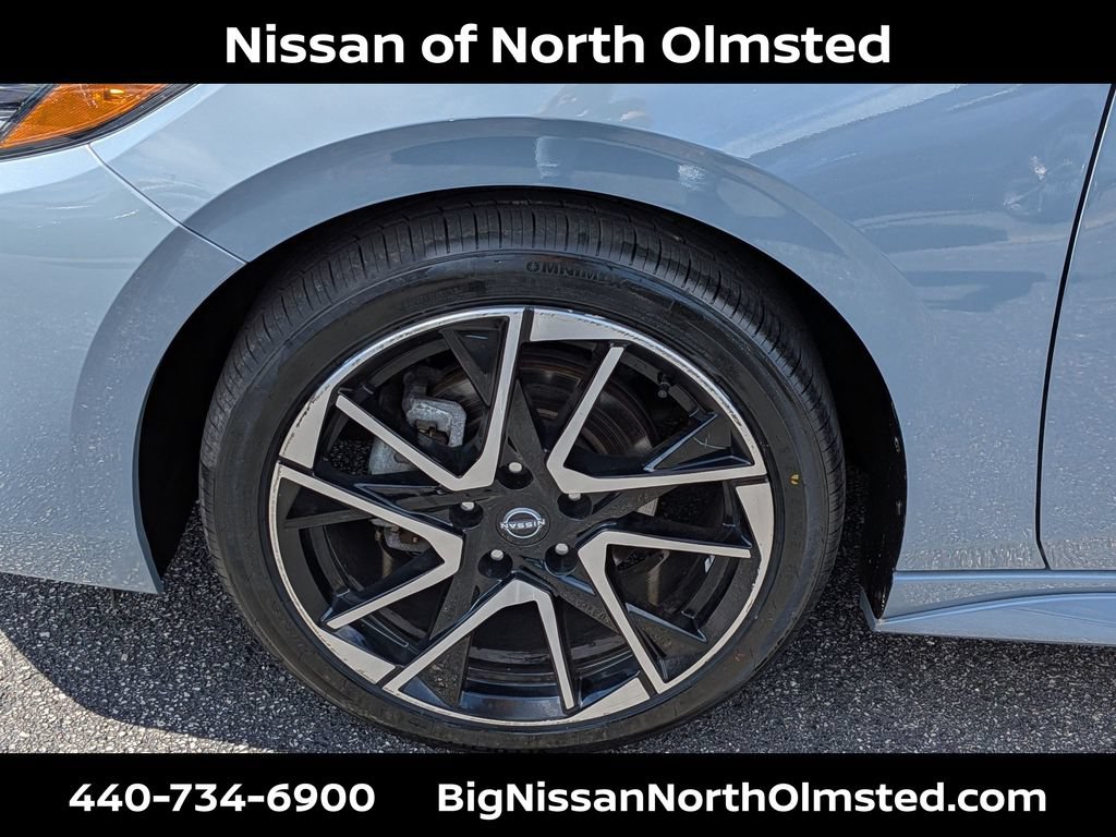 Certified 2024 Nissan Sentra SR FWD image 31