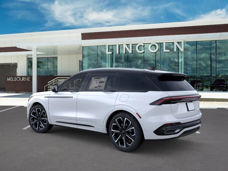 New 2025 Lincoln Nautilus Reserve image 4