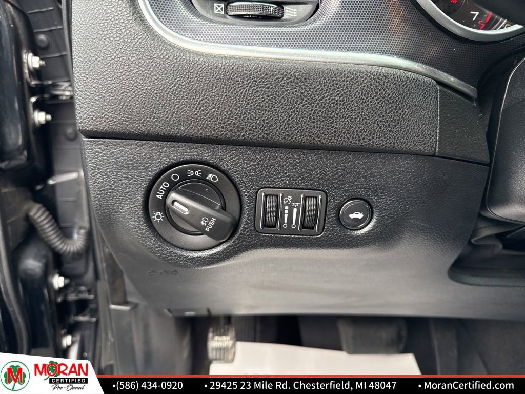 Used 2018 Dodge Charger GT image 15