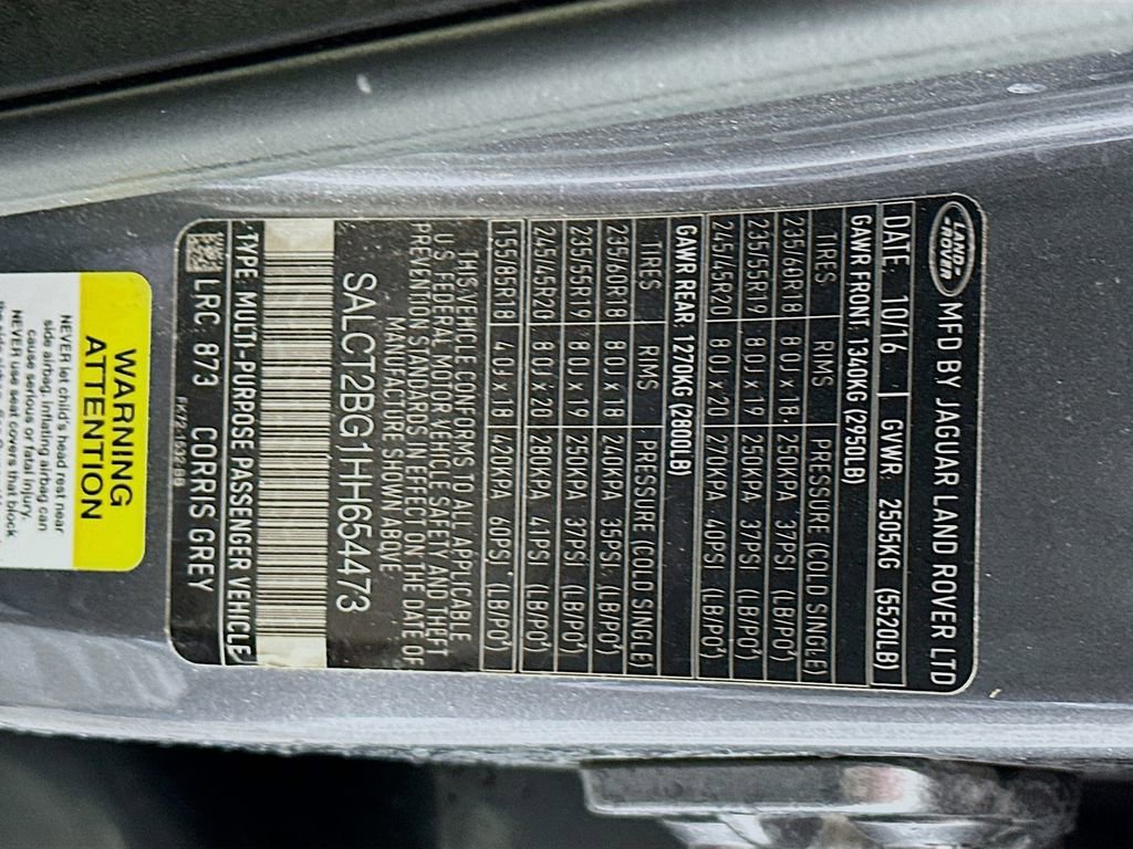 Used 2017 Land Rover Discovery Sport HSE Luxury image 34