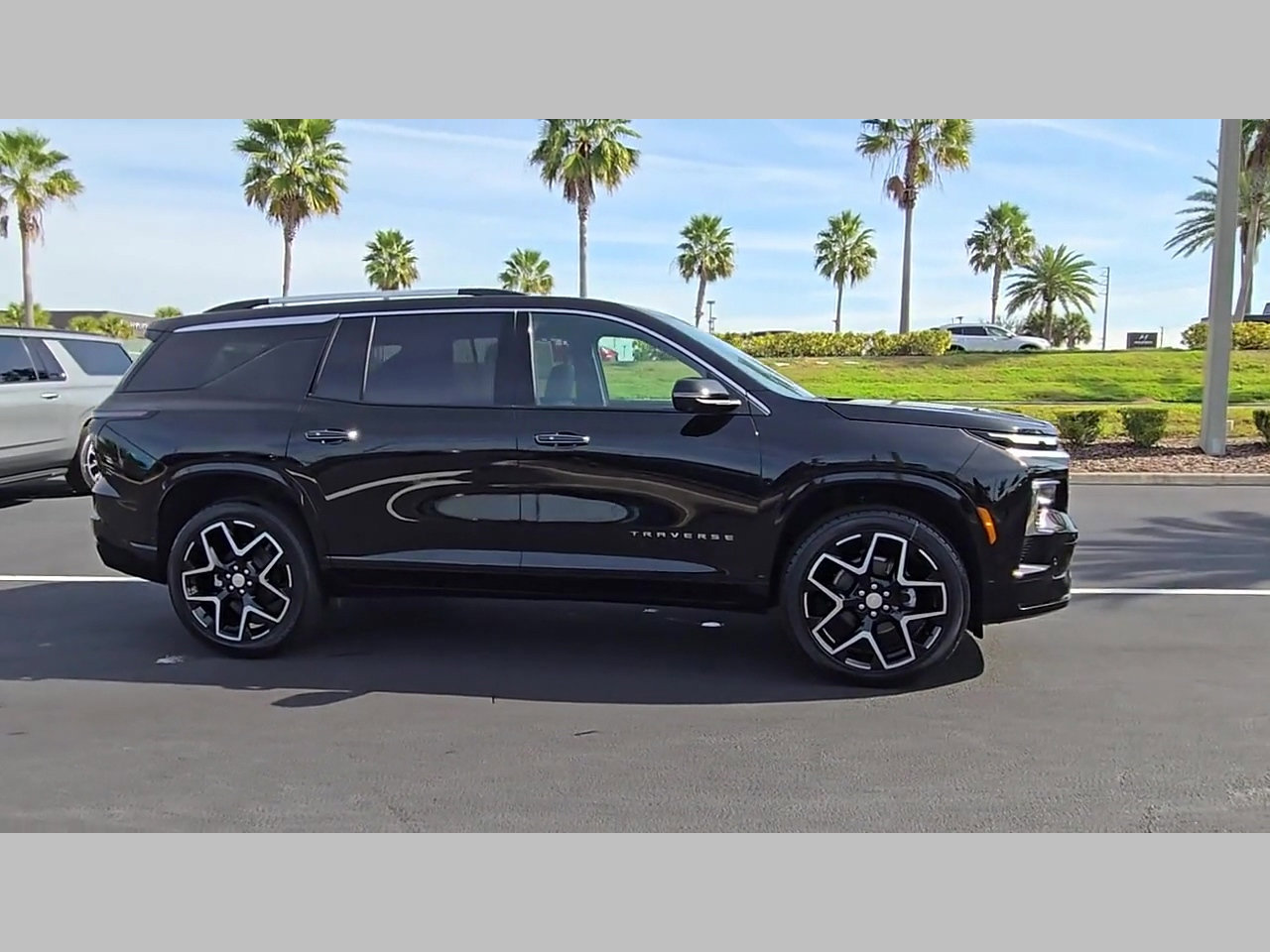 New 2026 Chevrolet Traverse High Country image 25