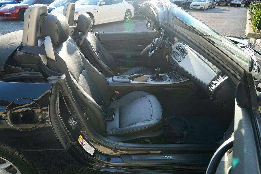 Used 2003 BMW Z4 2.5i image 19