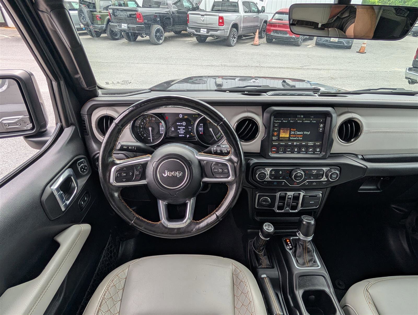 Used 2021 Jeep Wrangler Unlimited Sahara image 12