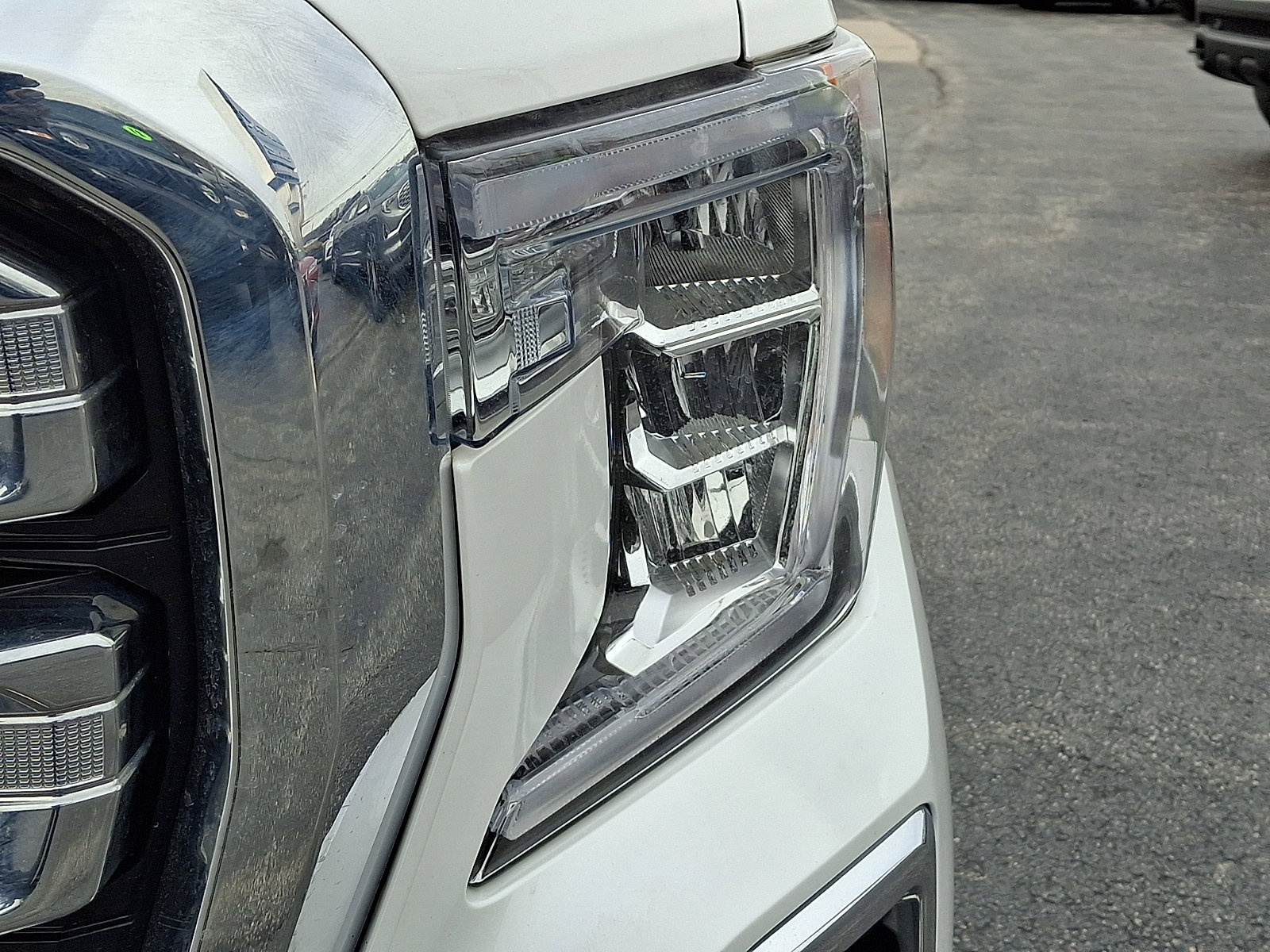 Used 2020 GMC Sierra 1500 SLT w/ SLT Premium Plus Package image 10