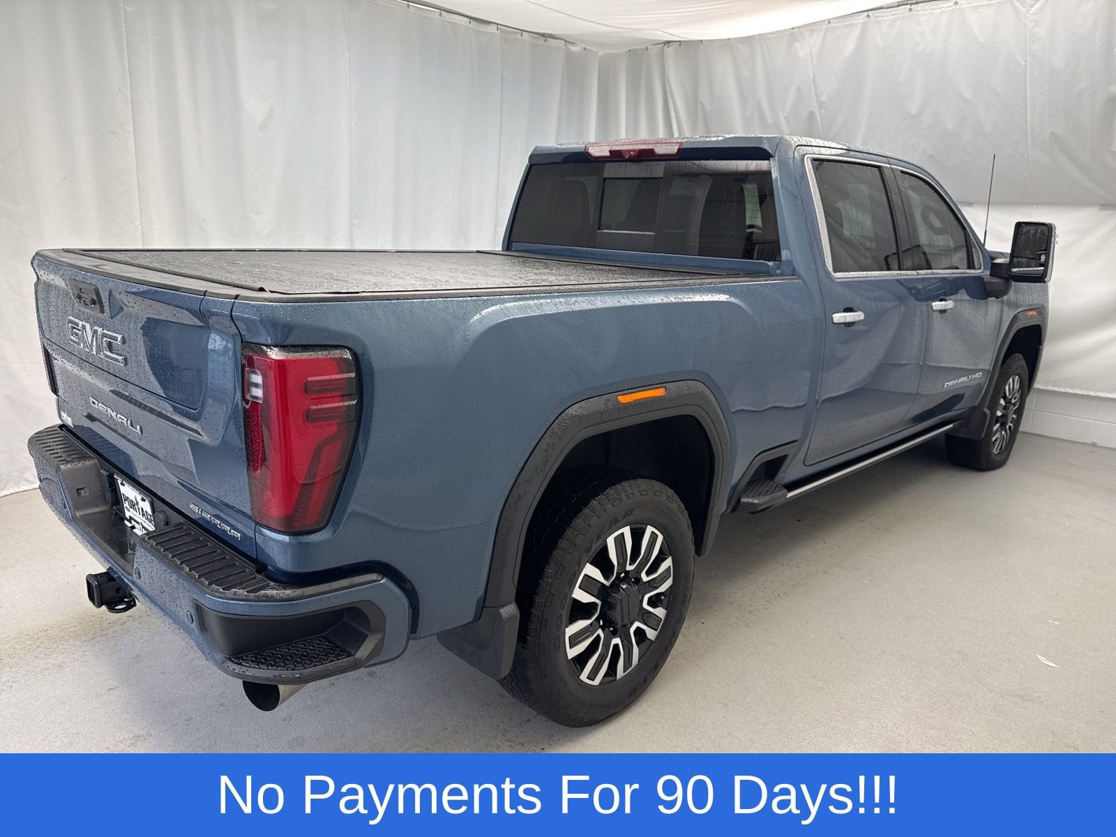Used 2024 GMC Sierra 3500 Denali Ultimate image 4