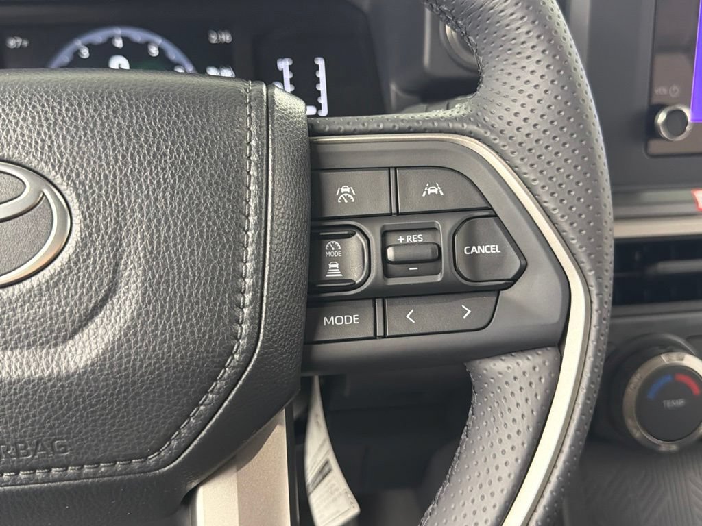 Certified 2026 Toyota 4Runner SR5 AWD/4WD image 26