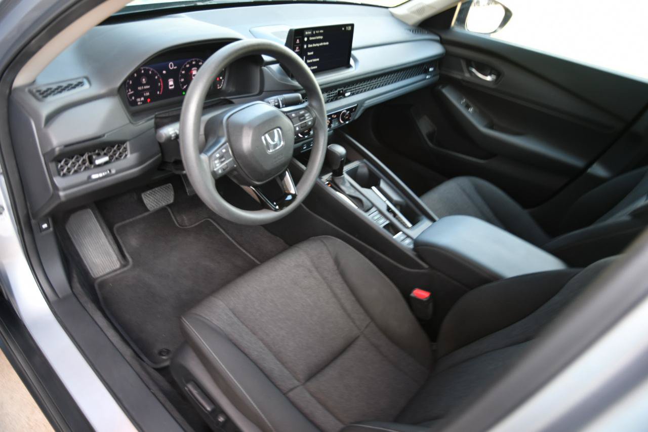 Used 2026 Honda Accord SE image 23