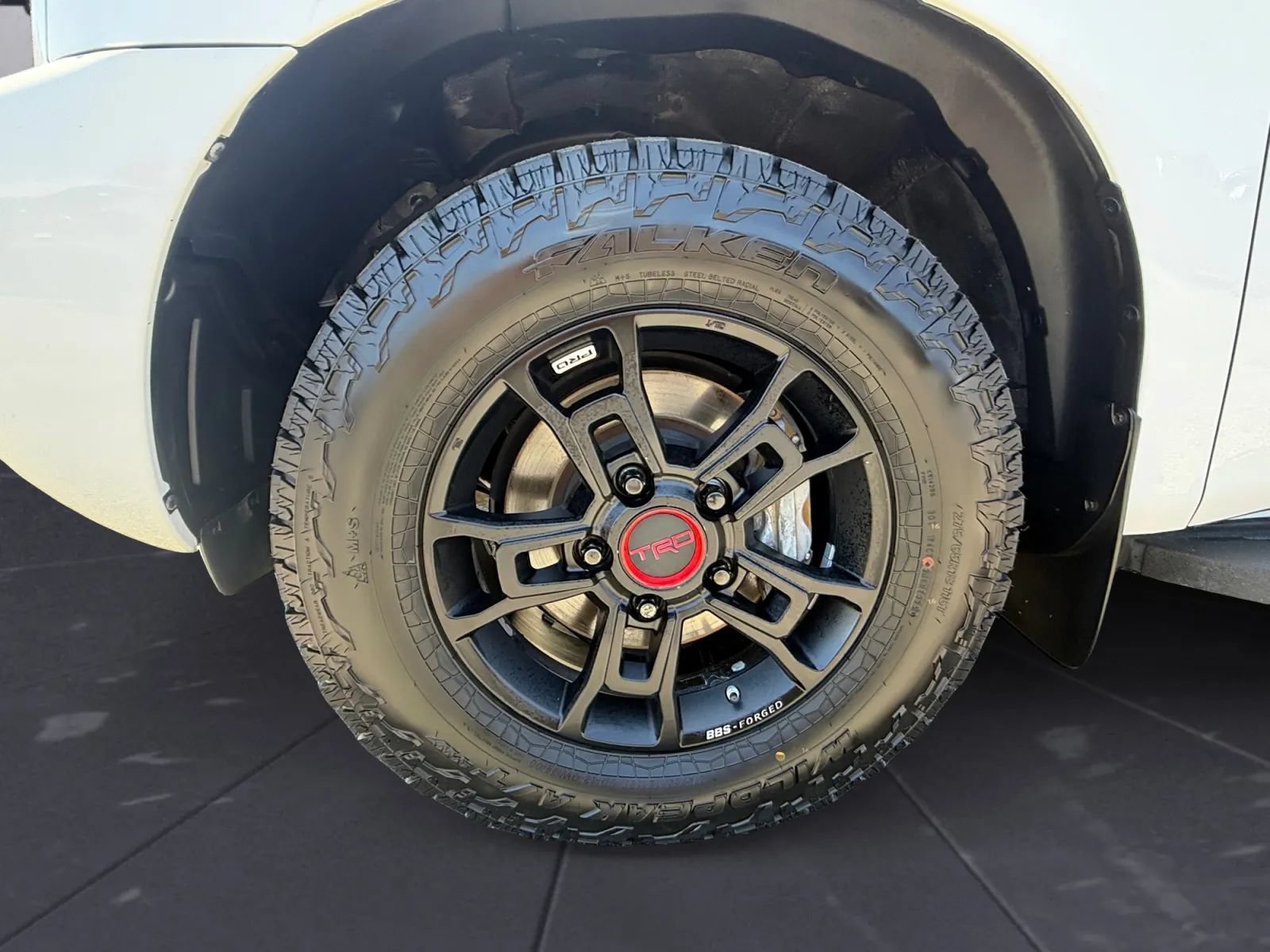 Used 2020 Toyota Sequoia TRD Pro w/ Carpet Mat Package (TMS) AWD/4WD image 31