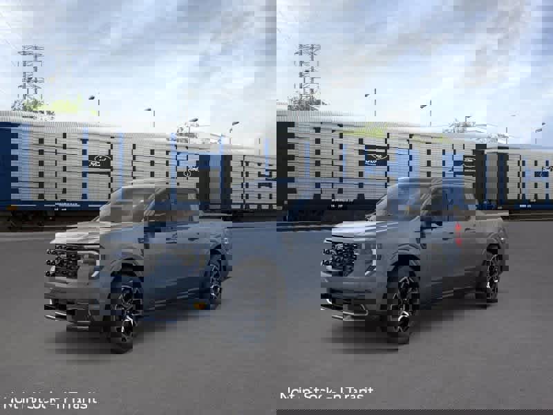 New 2025 Ford Maverick Lariat w/ 4K Tow Package