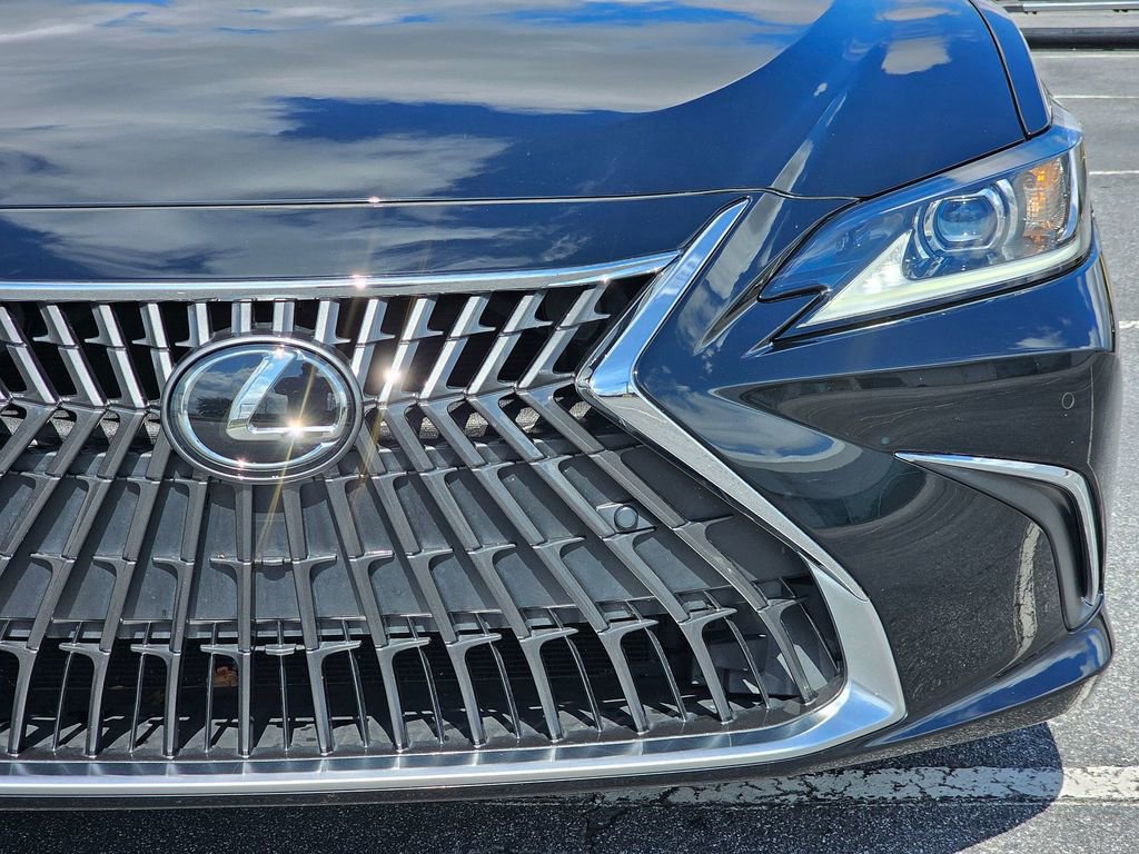 Used 2023 Lexus ES 350 w/ Premium Package image 9