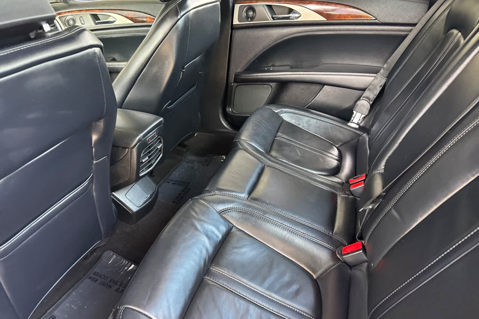 Used 2019 Lincoln MKZ Reserve w/ Reserve Plus Package FWD image 4