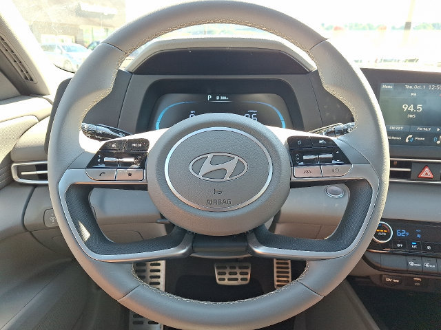 Certified 2026 Hyundai Elantra Sport FWD image 18
