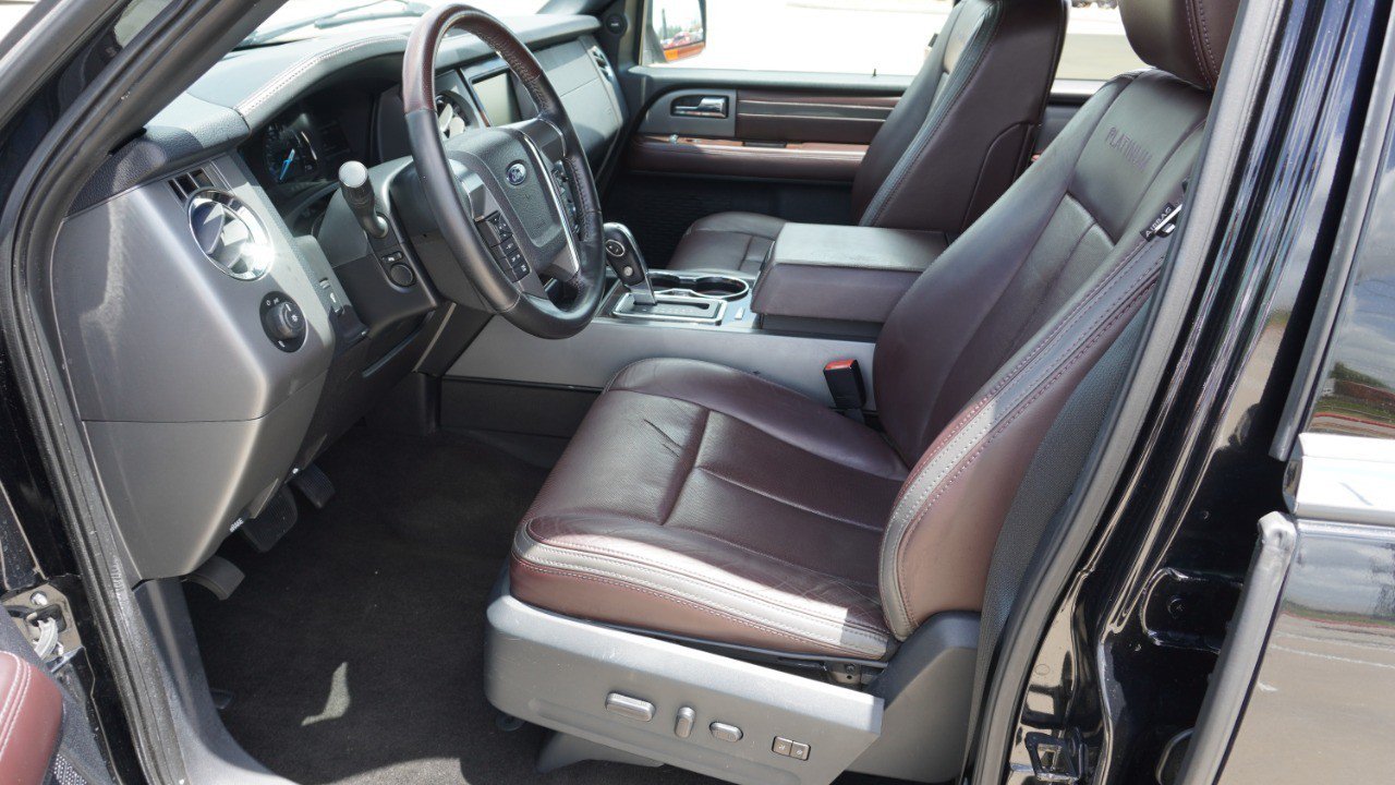 Used 2015 Ford Expedition EL Platinum RWD image 12
