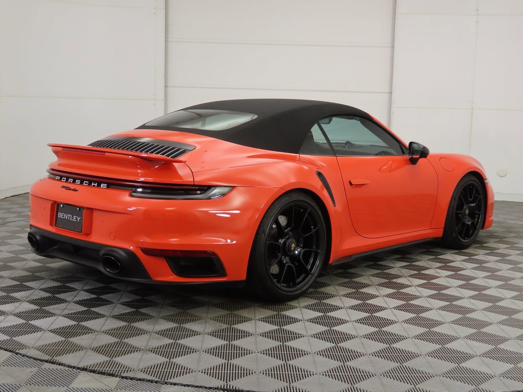 Used 2022 Porsche 911 Turbo image 13